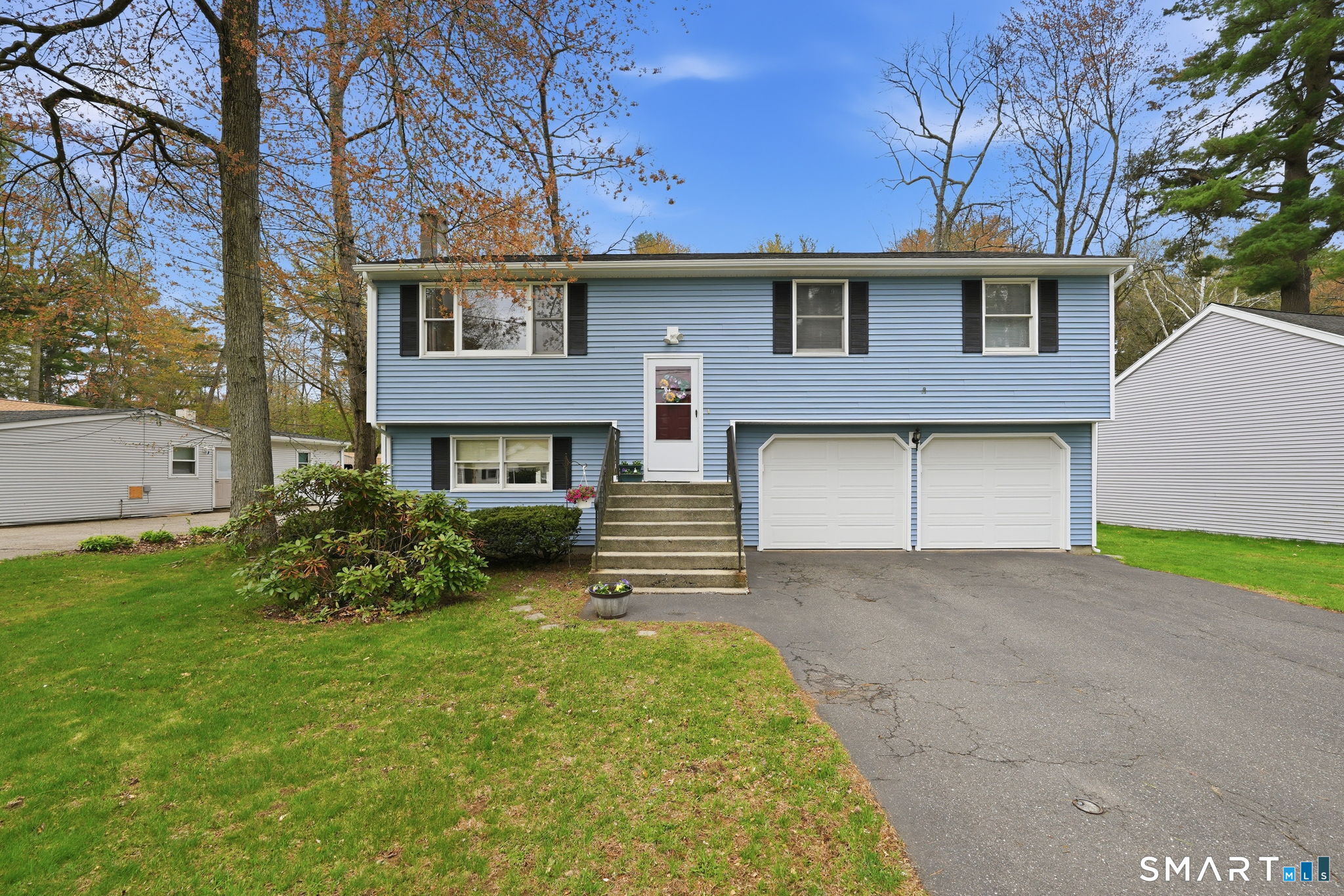 86 Cottage Road Enfield CT 06082