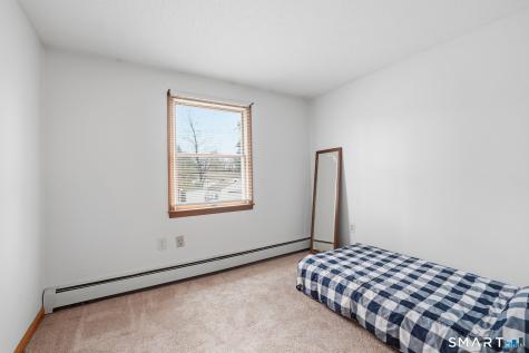 86 Cottage Road Enfield CT 06082