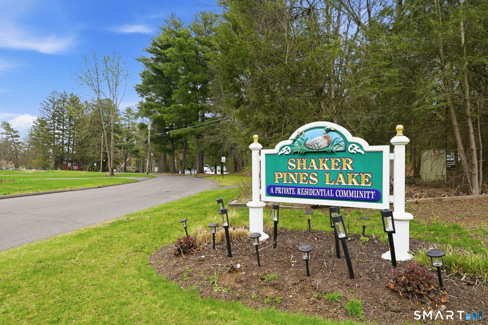 86 Cottage Road Enfield CT 06082