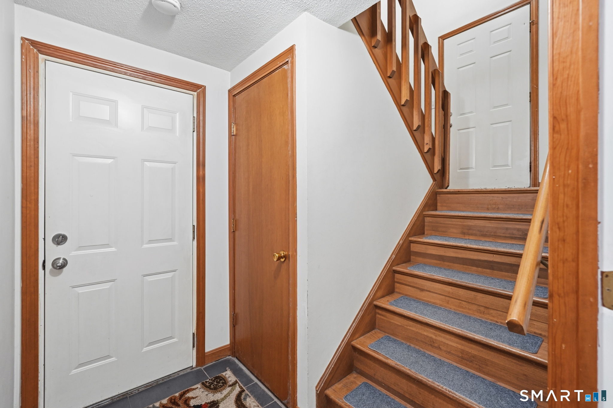 86 Cottage Road Enfield CT 06082