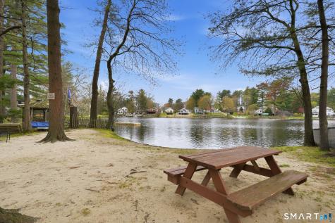 86 Cottage Road Enfield CT 06082