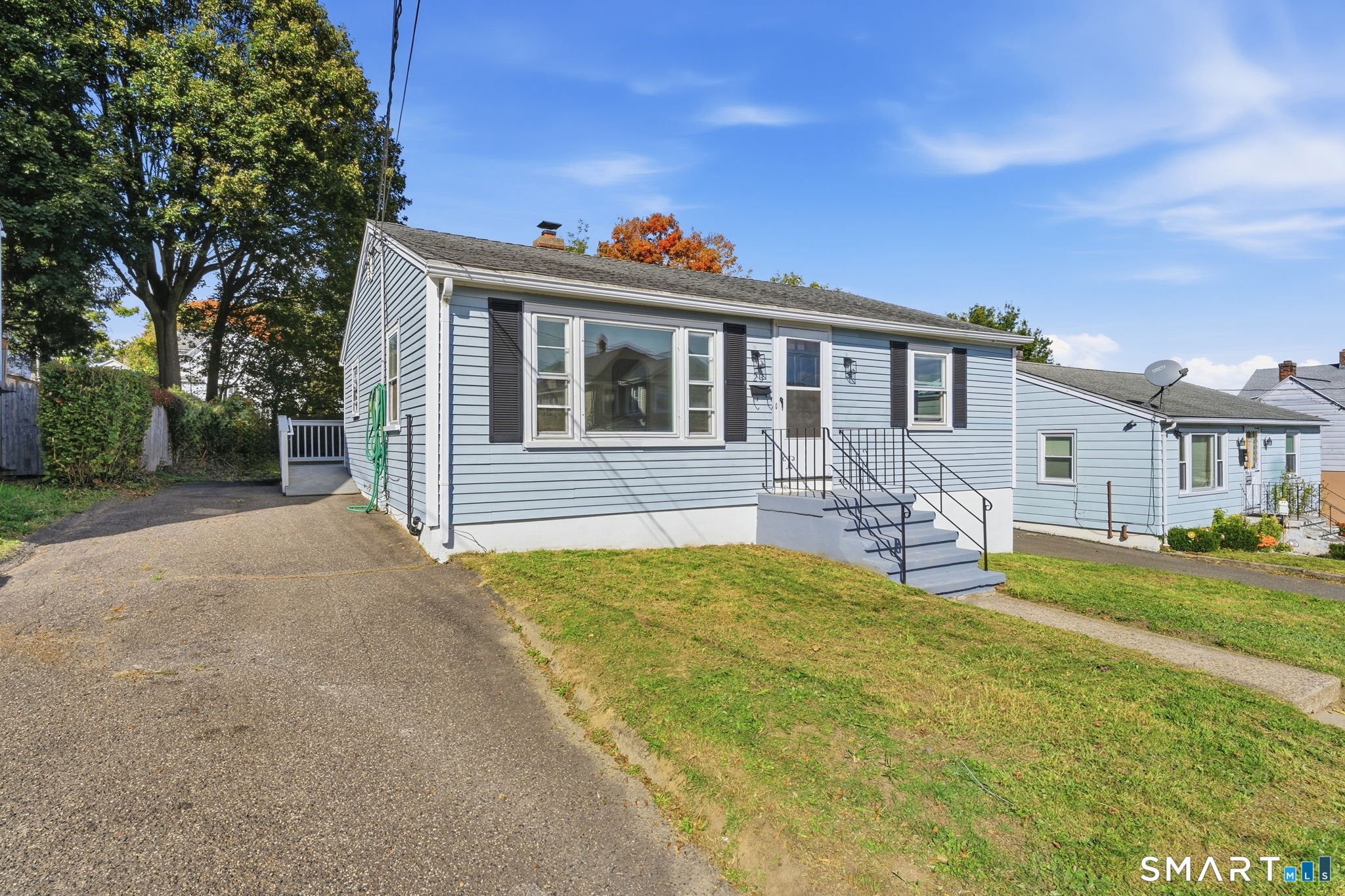 23 Hillview Avenue Waterbury CT 06704