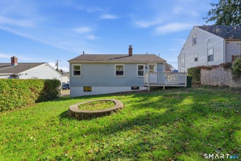 23 Hillview Avenue Waterbury CT 06704