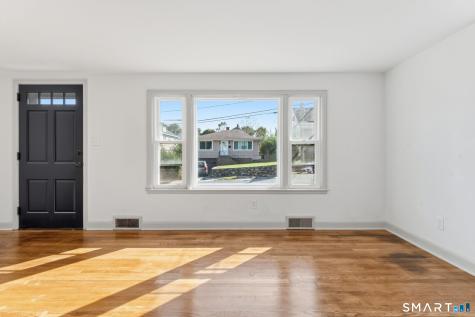23 Hillview Avenue Waterbury CT 06704