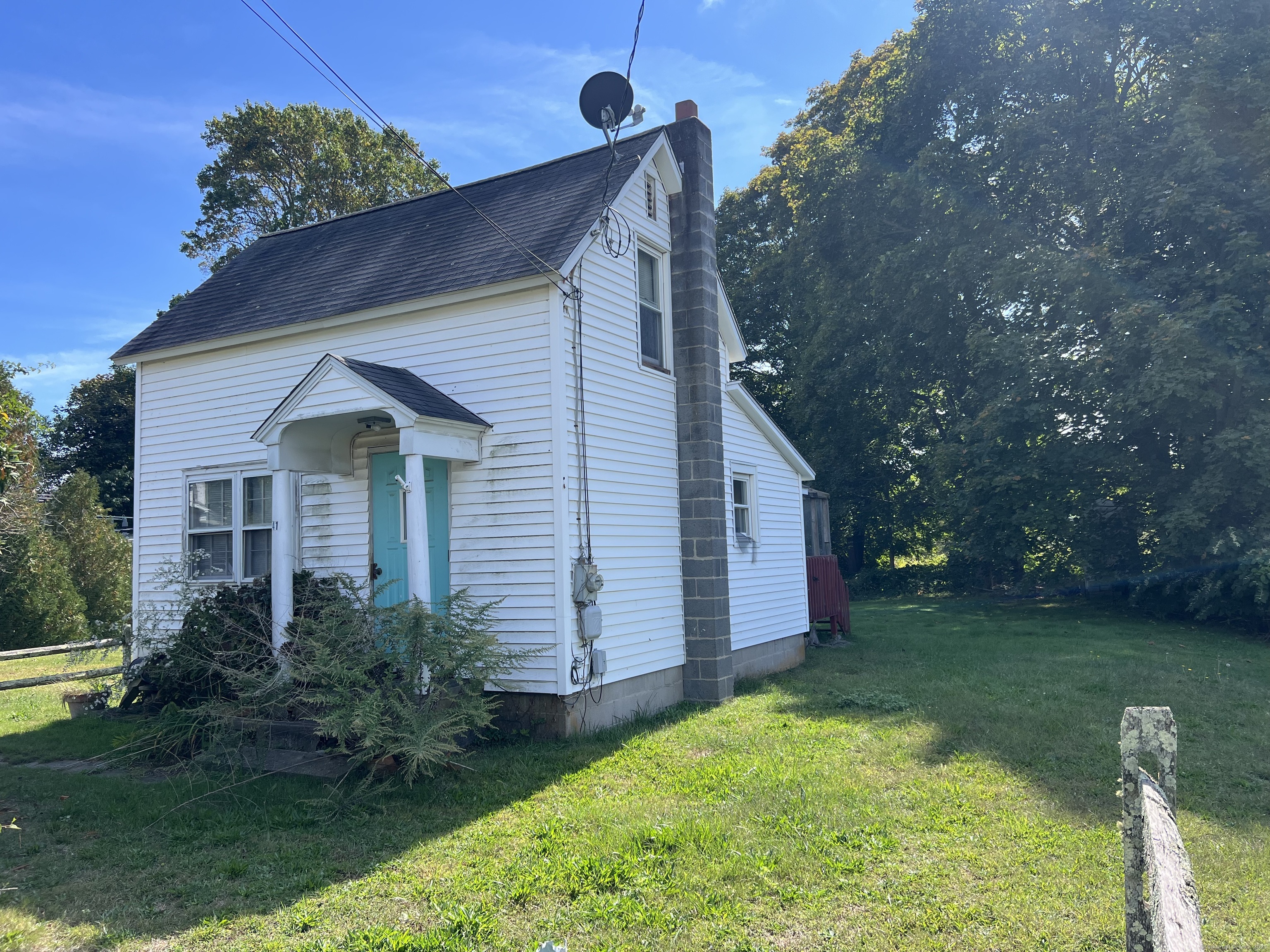 41 Trolley Road Westbrook CT 06498