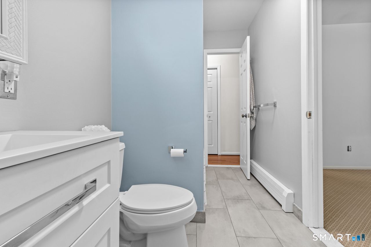10 Grumman Avenue Norwalk CT 06851