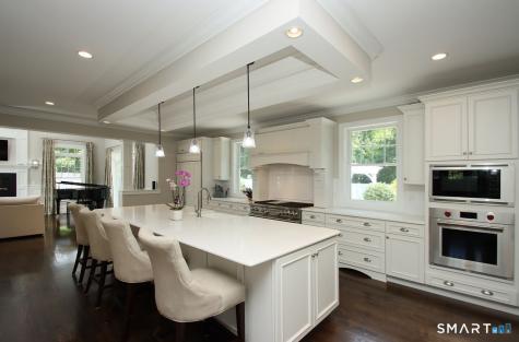 2095 Whitney Avenue North Haven CT 06473