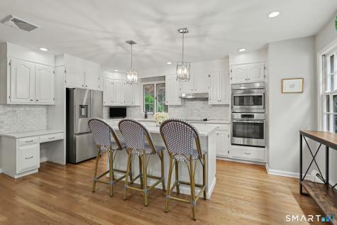 241 Hemlock Hills South Road Fairfield CT 06824