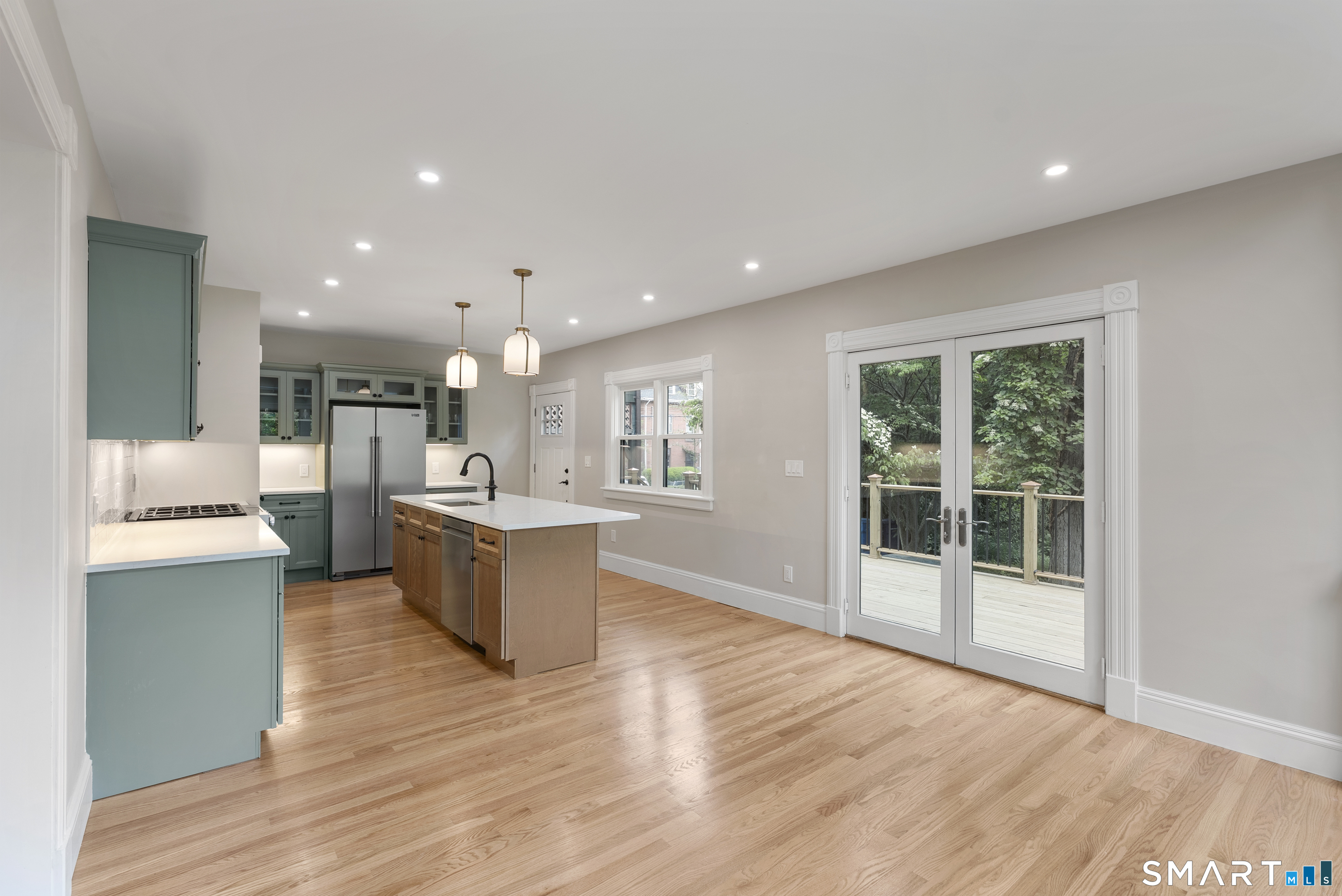 102 Huntington Street Hartford CT 06105