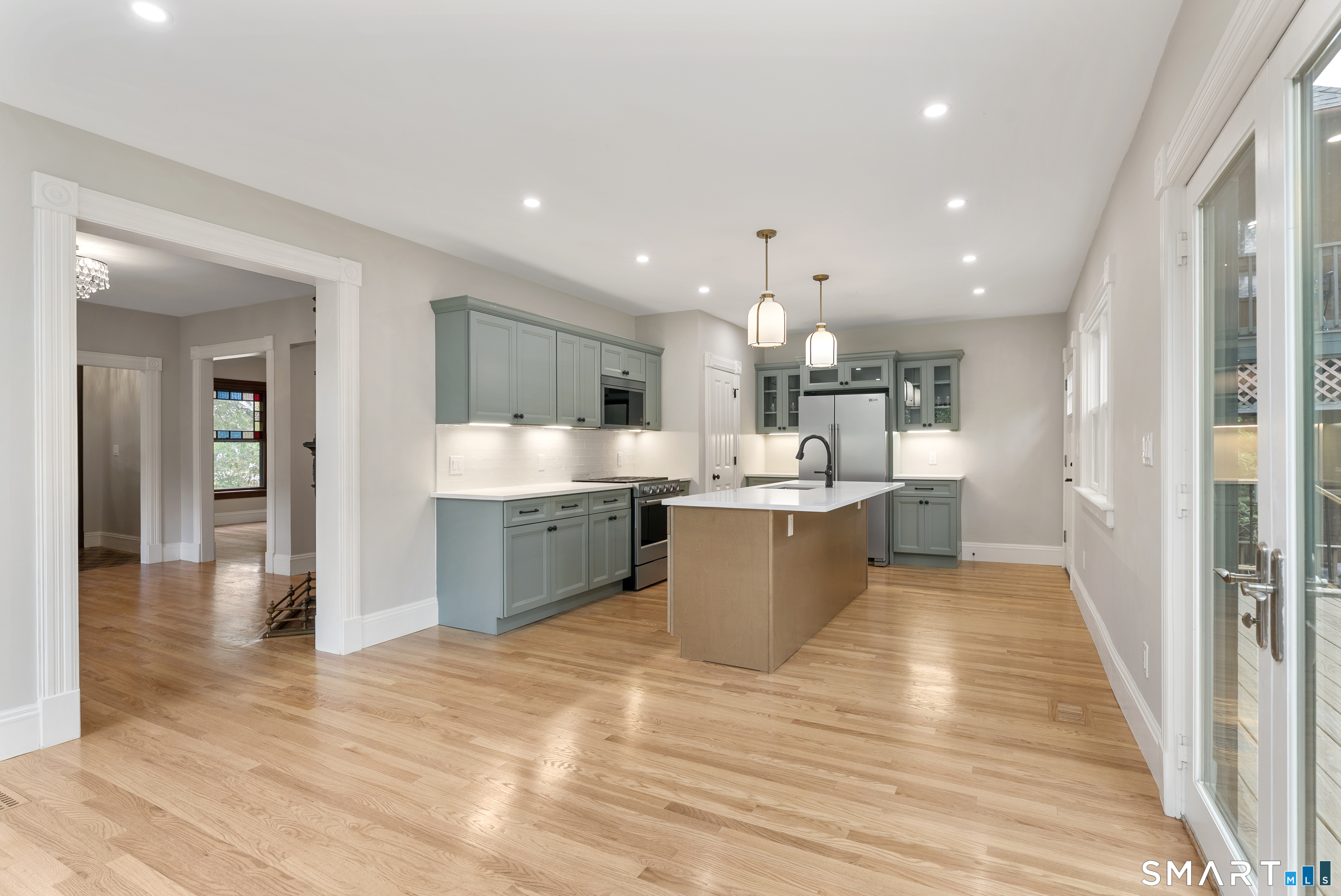 102 Huntington Street Hartford CT 06105