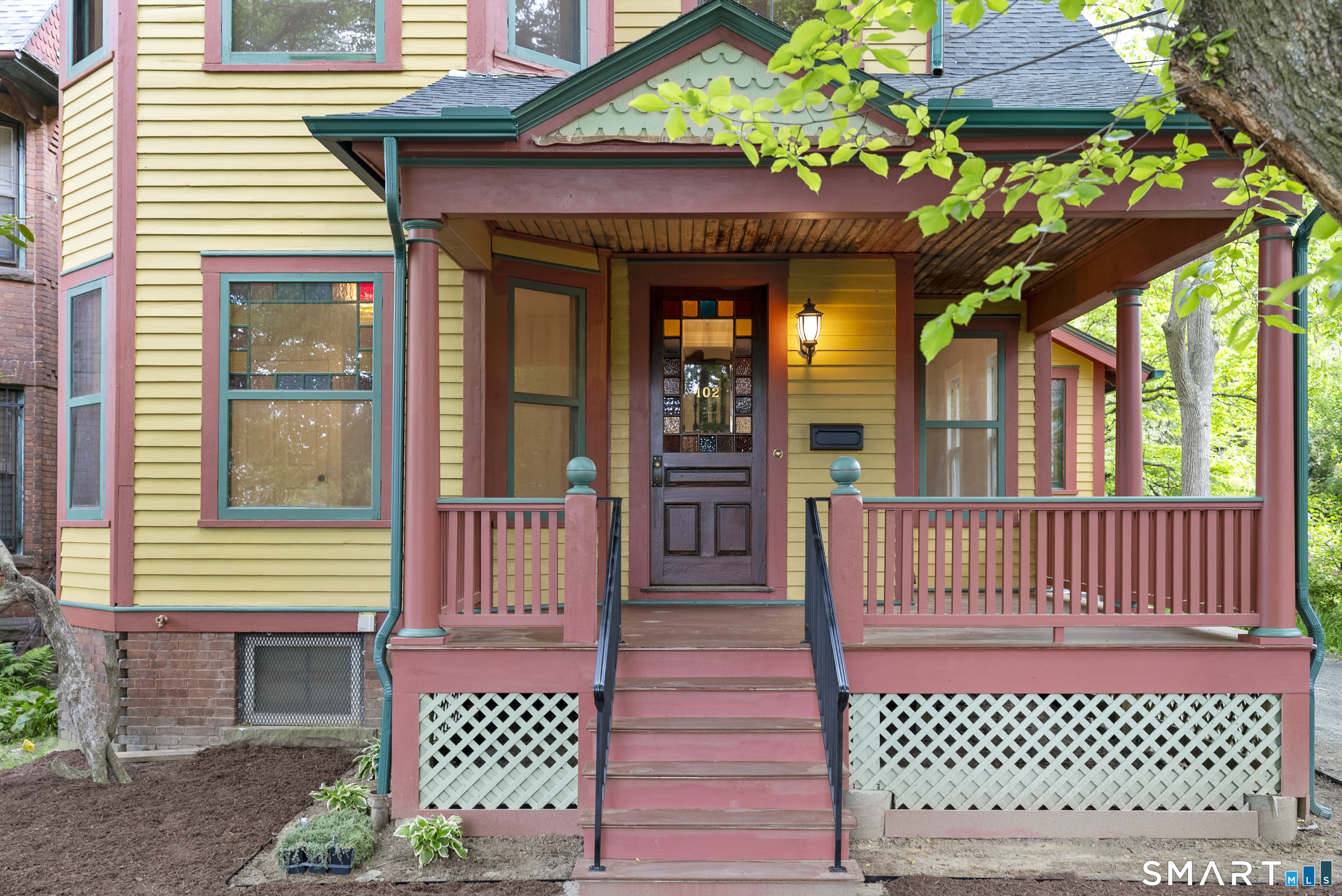 102 Huntington Street Hartford CT 06105