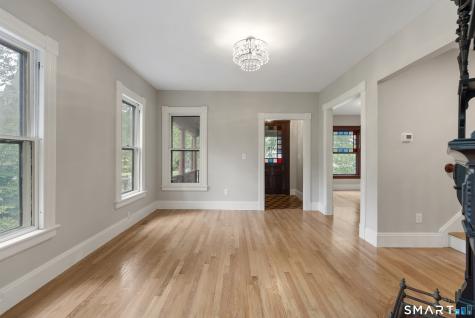 102 Huntington Street Hartford CT 06105