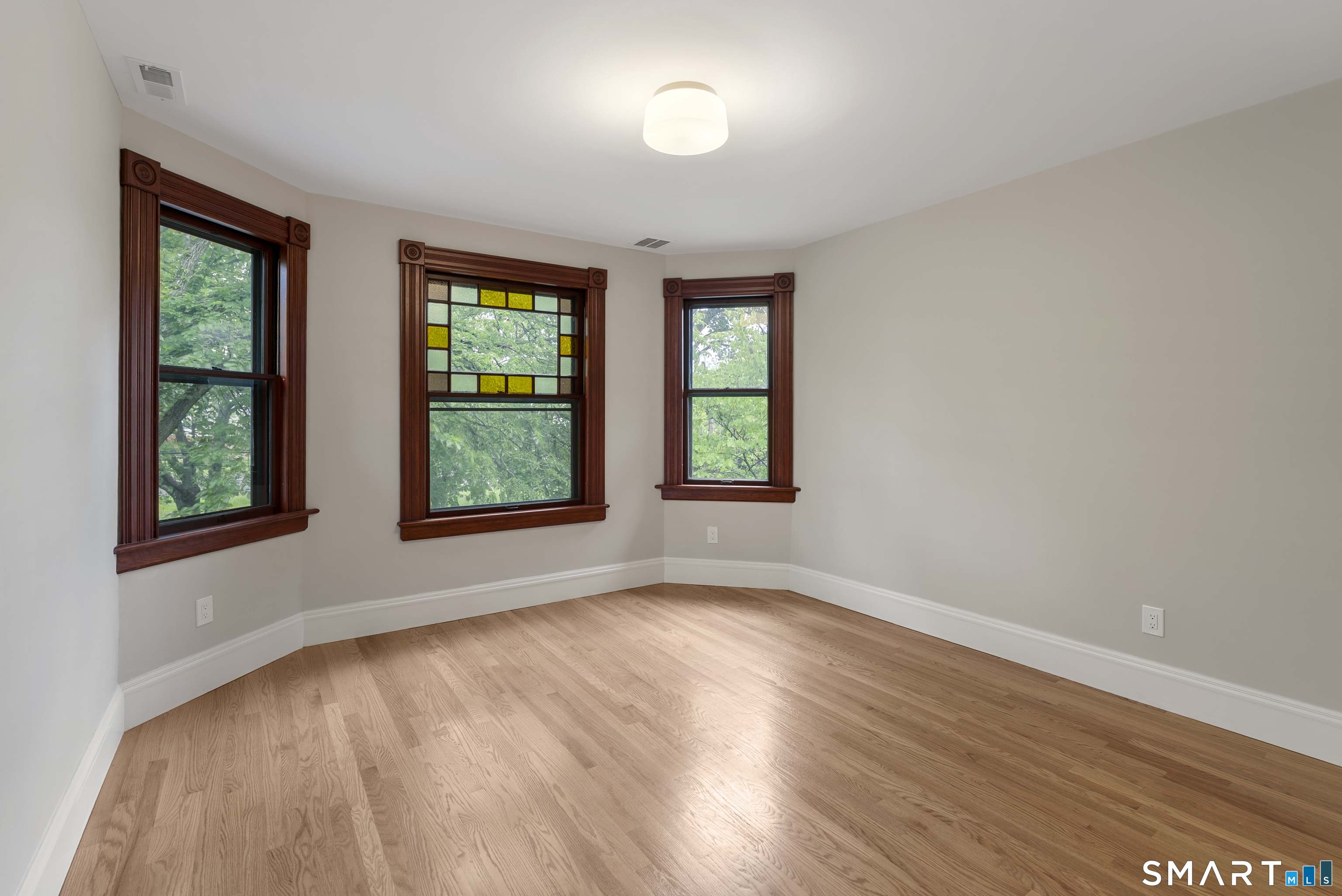 102 Huntington Street Hartford CT 06105