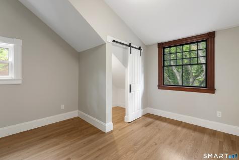 102 Huntington Street Hartford CT 06105