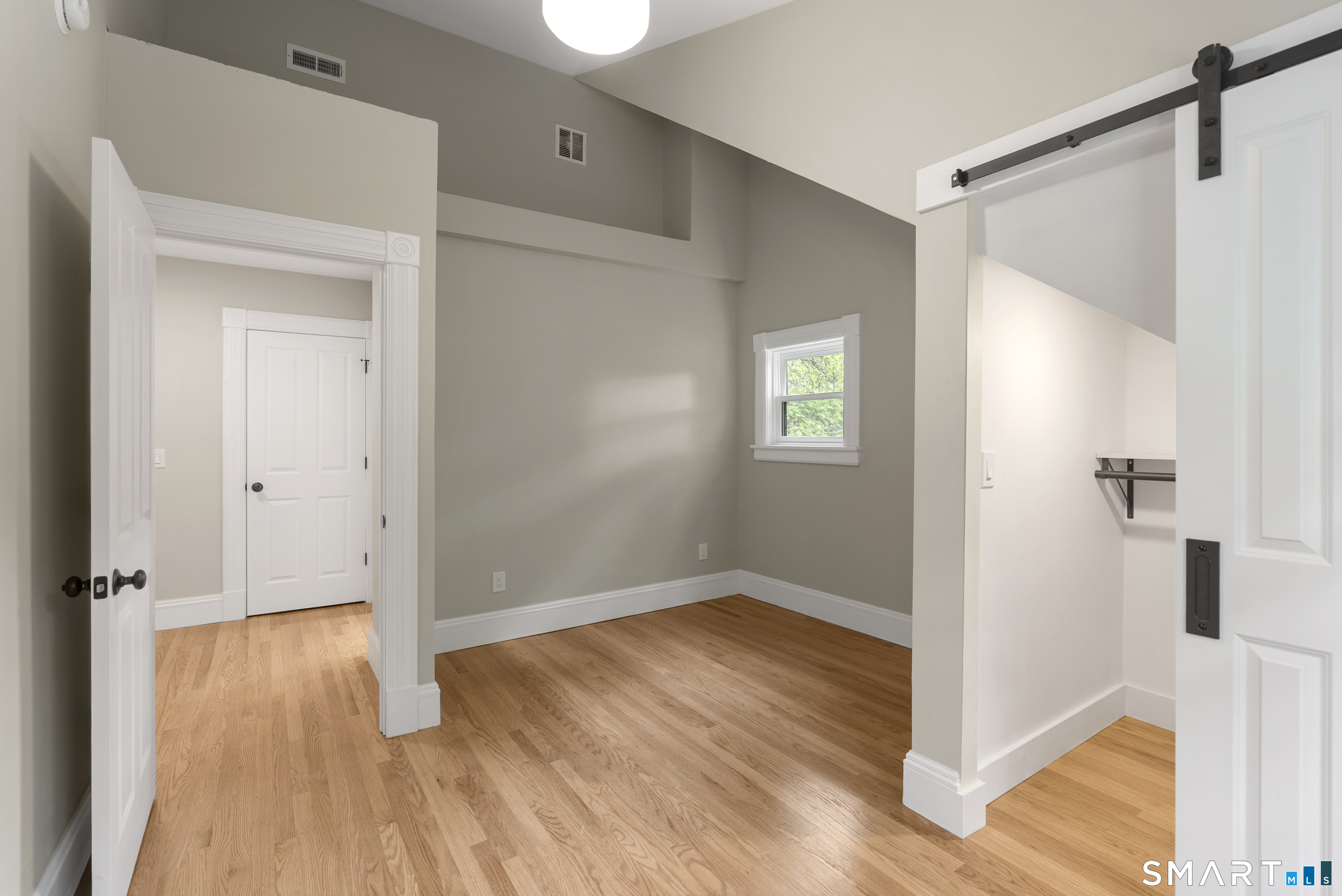 102 Huntington Street Hartford CT 06105
