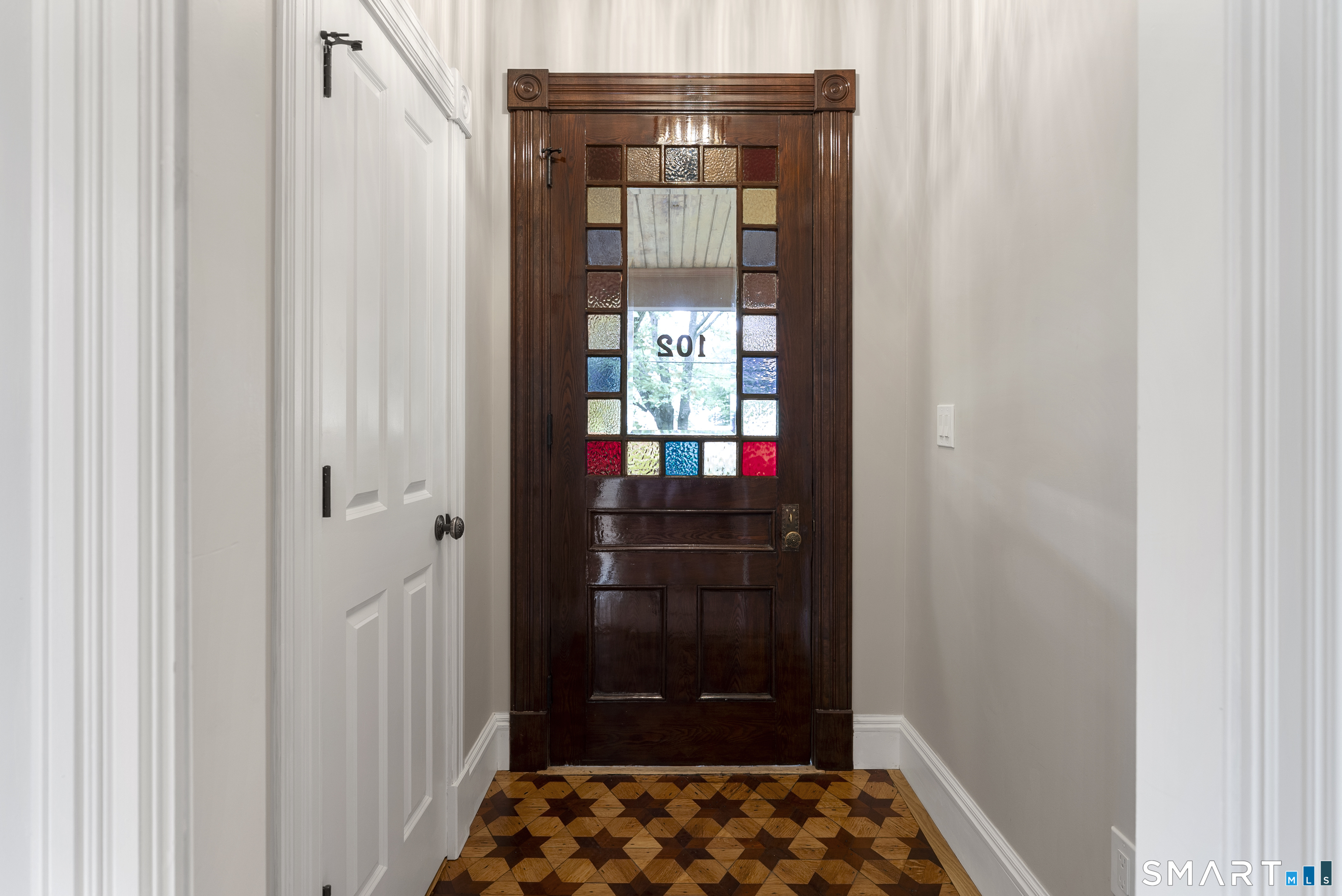 102 Huntington Street Hartford CT 06105