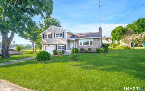 66 Bridgeview Place Stratford CT 06614