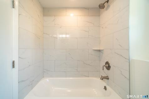 66 Bridgeview Place Stratford CT 06614