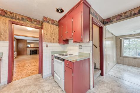 408 Storrs Road Mansfield CT 06250