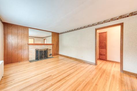 408 Storrs Road Mansfield CT 06250