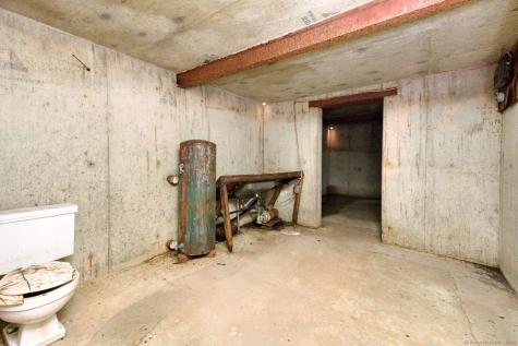 408 Storrs Road Mansfield CT 06250