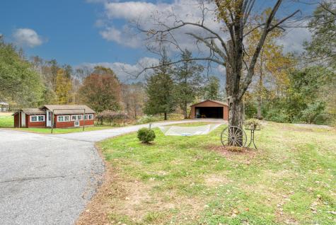 408 Storrs Road Mansfield CT 06250