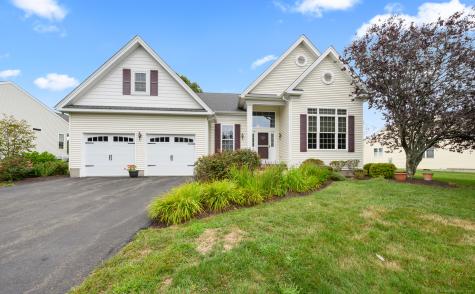 89 Vista Way Bloomfield CT 06002