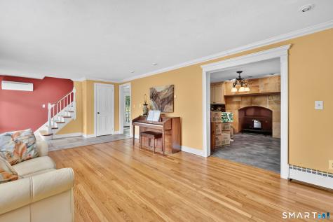 33 Chambers Street Manchester CT 06042