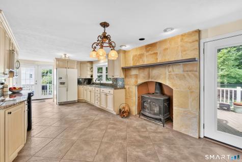 33 Chambers Street Manchester CT 06042