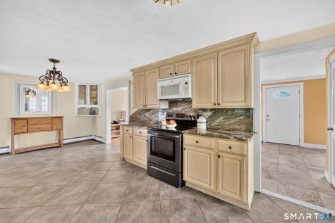 33 Chambers Street Manchester CT 06042