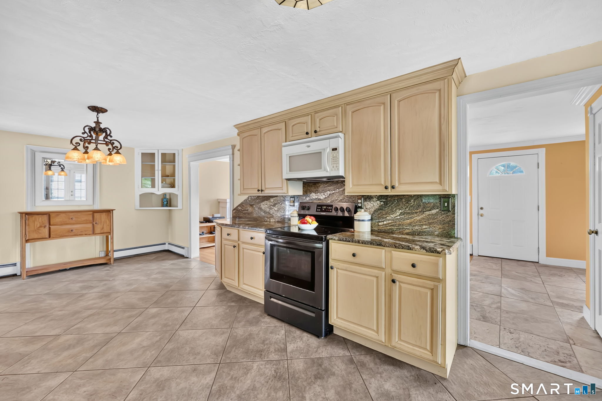 33 Chambers Street Manchester CT 06042