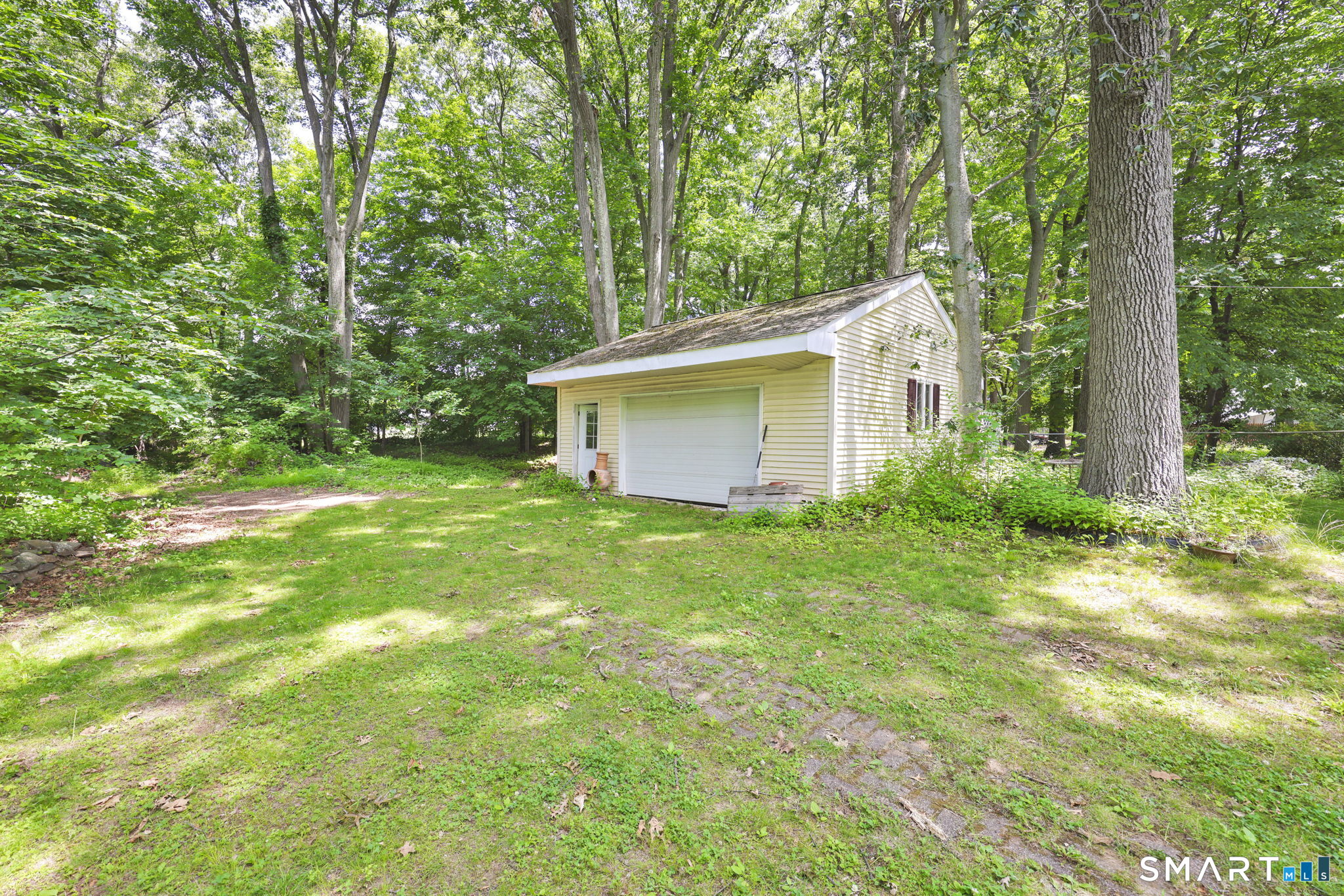 33 Chambers Street Manchester CT 06042