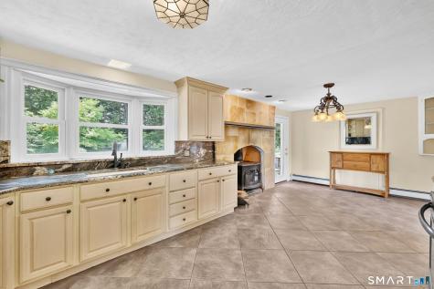 33 Chambers Street Manchester CT 06042