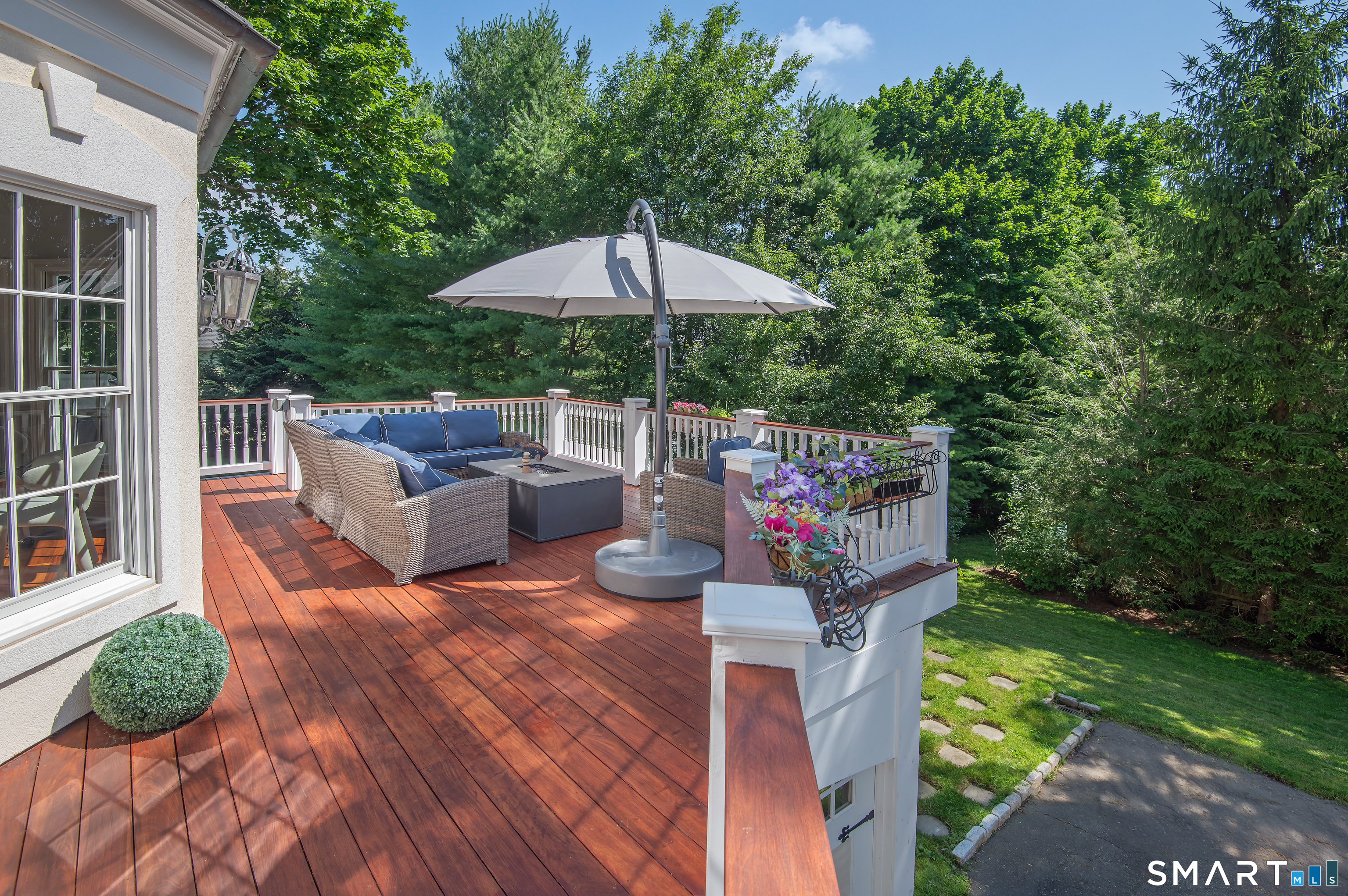 152 High Ridge Avenue Ridgefield CT 06877