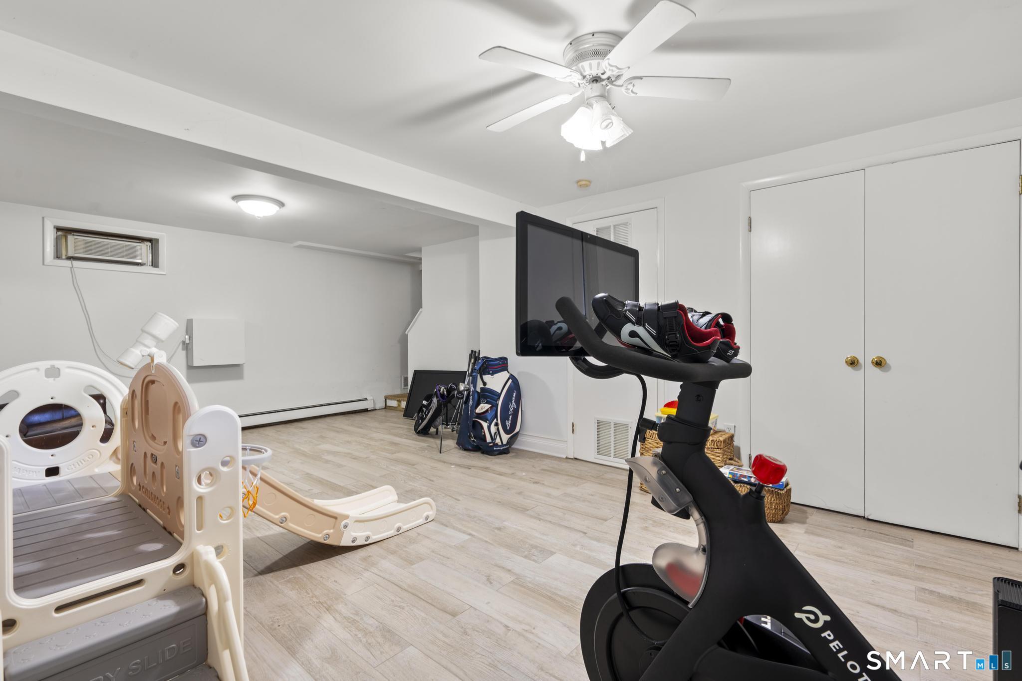 134 Shoreham Village Drive Fairfield CT 06824