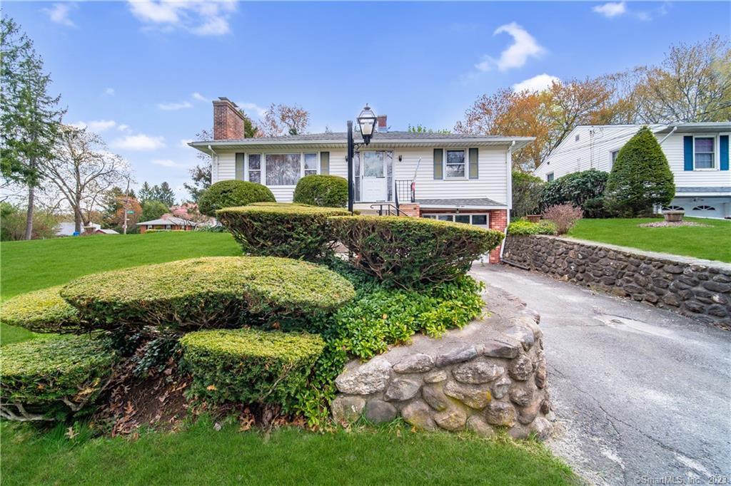52 Leaf Avenue Waterbury CT 06705