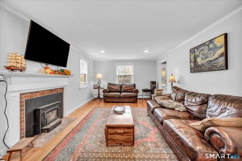 5 Clifdon Drive Simsbury CT 06070