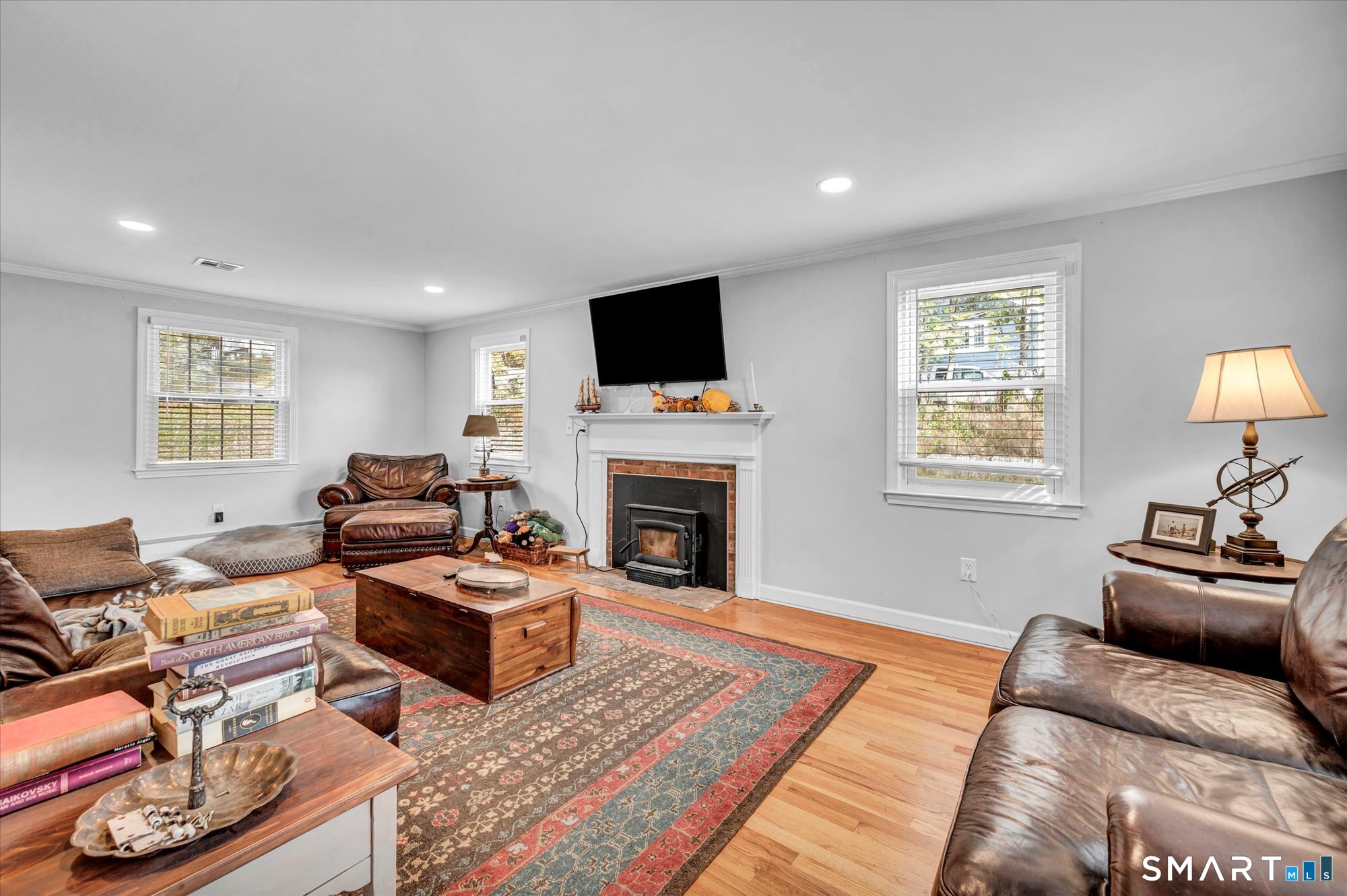 5 Clifdon Drive Simsbury CT 06070
