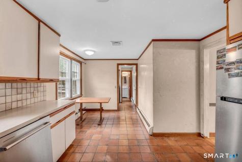5 Clifdon Drive Simsbury CT 06070