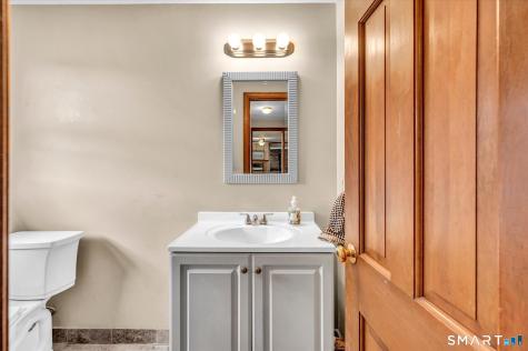 5 Clifdon Drive Simsbury CT 06070