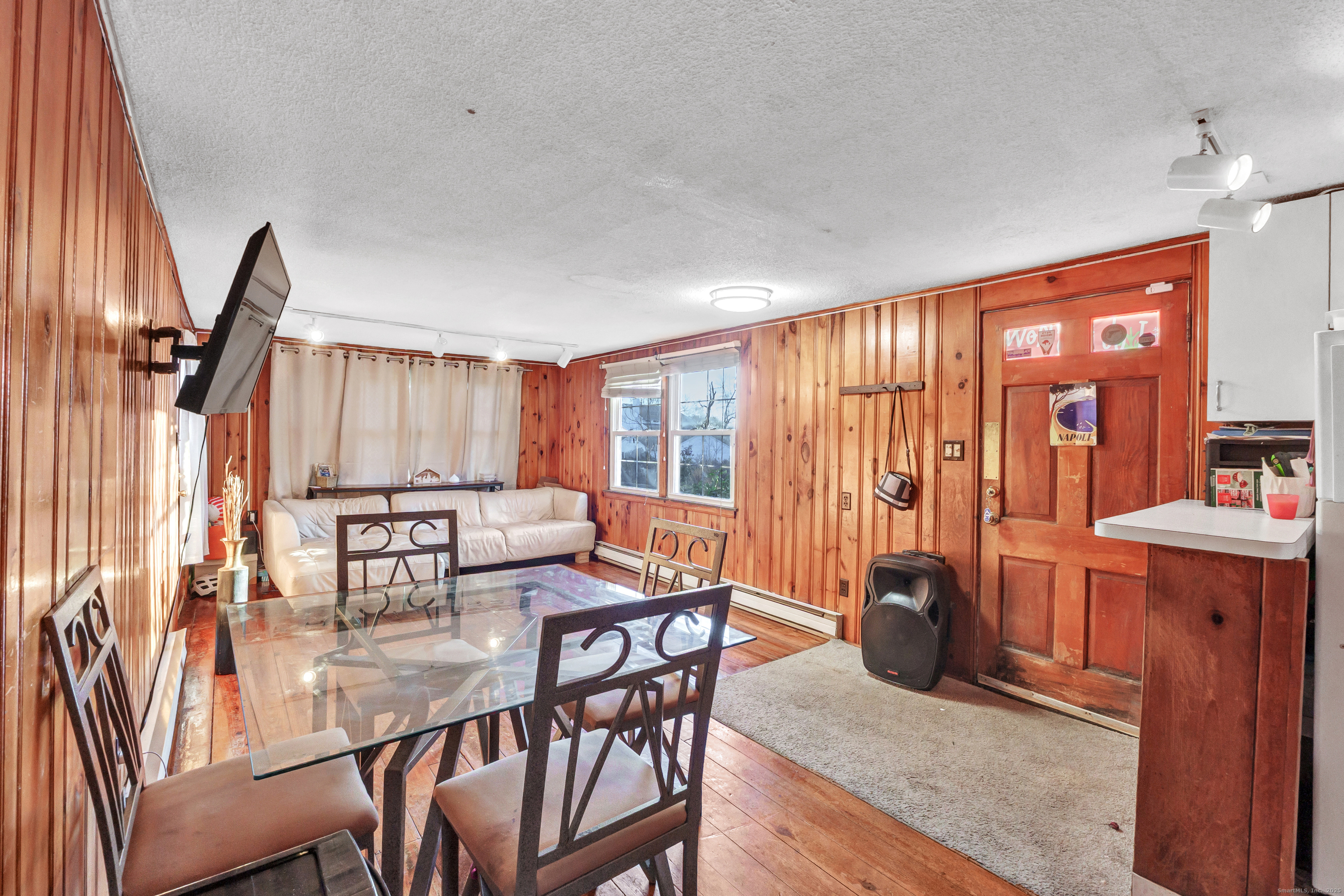 12 Hale Road East Hampton CT 06424