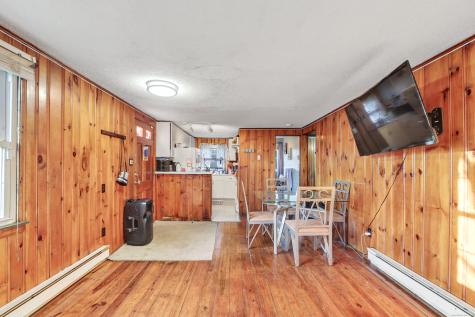 12 Hale Road East Hampton CT 06424