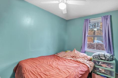 12 Hale Road East Hampton CT 06424