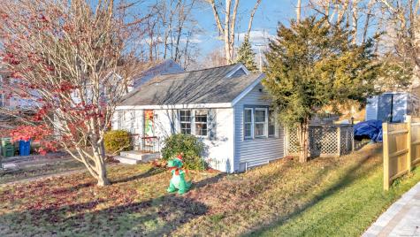 12 Hale Road East Hampton CT 06424