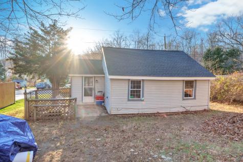 12 Hale Road East Hampton CT 06424