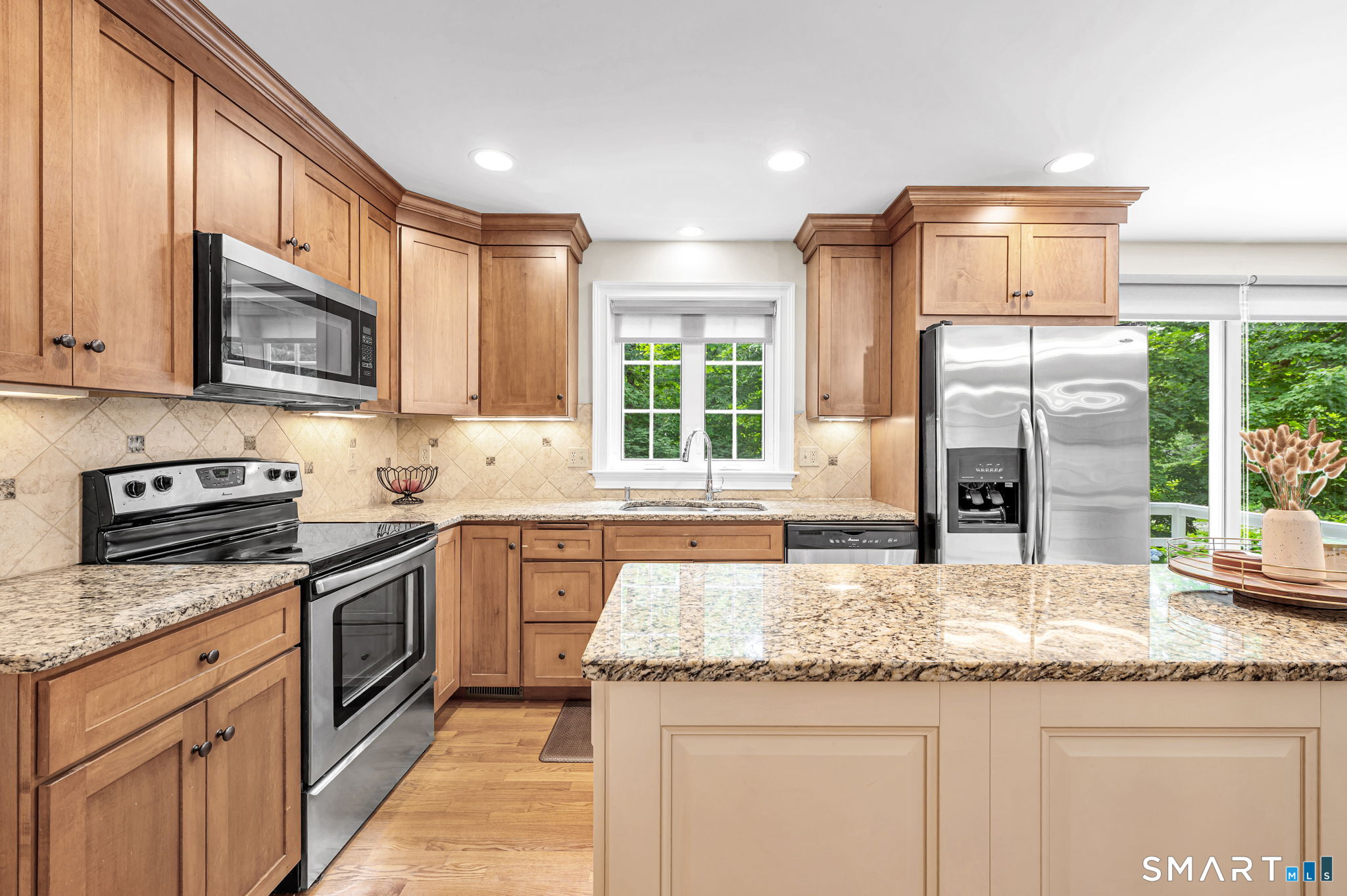 73 School Street Avon CT 06001
