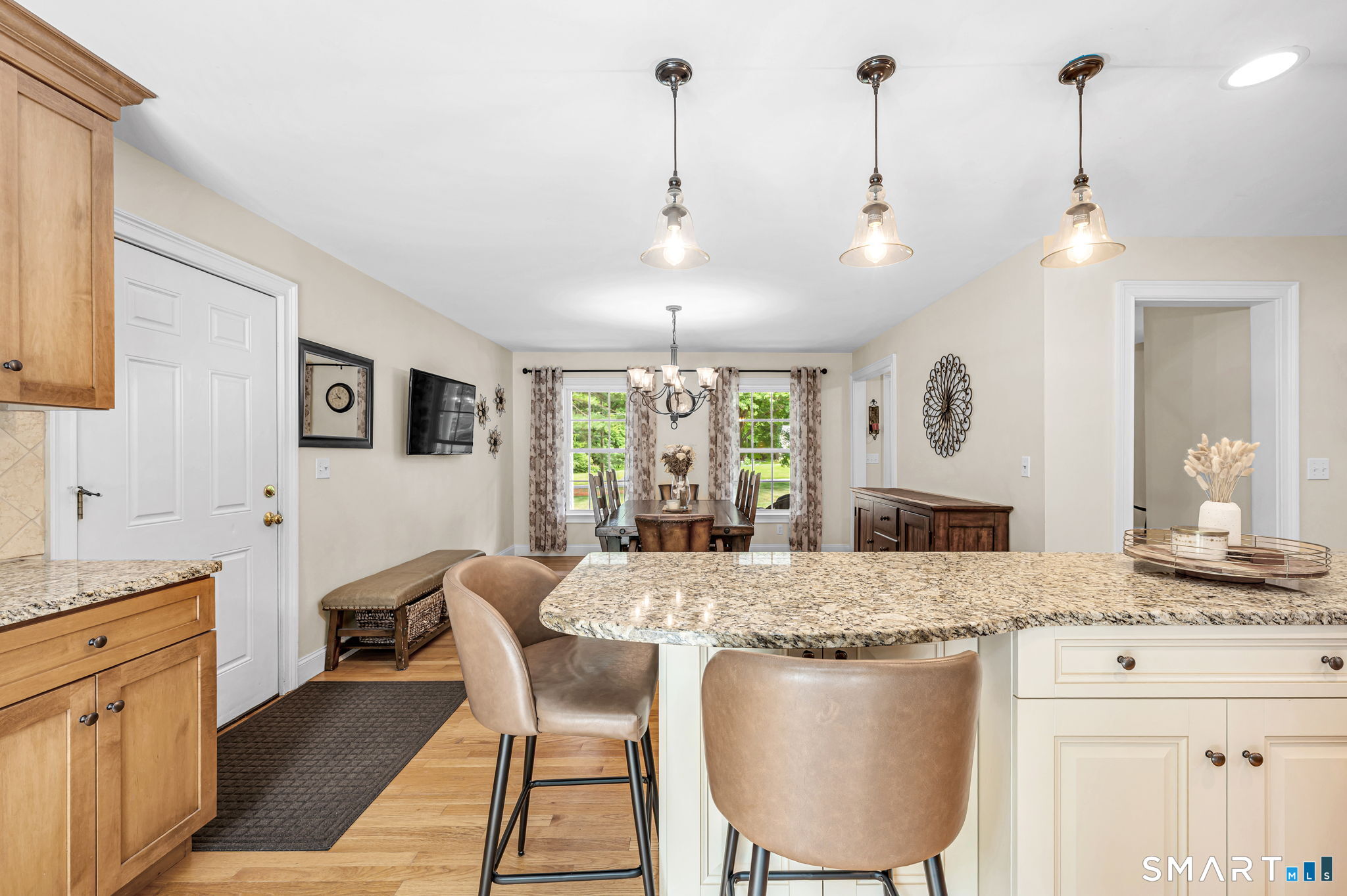 73 School Street Avon CT 06001