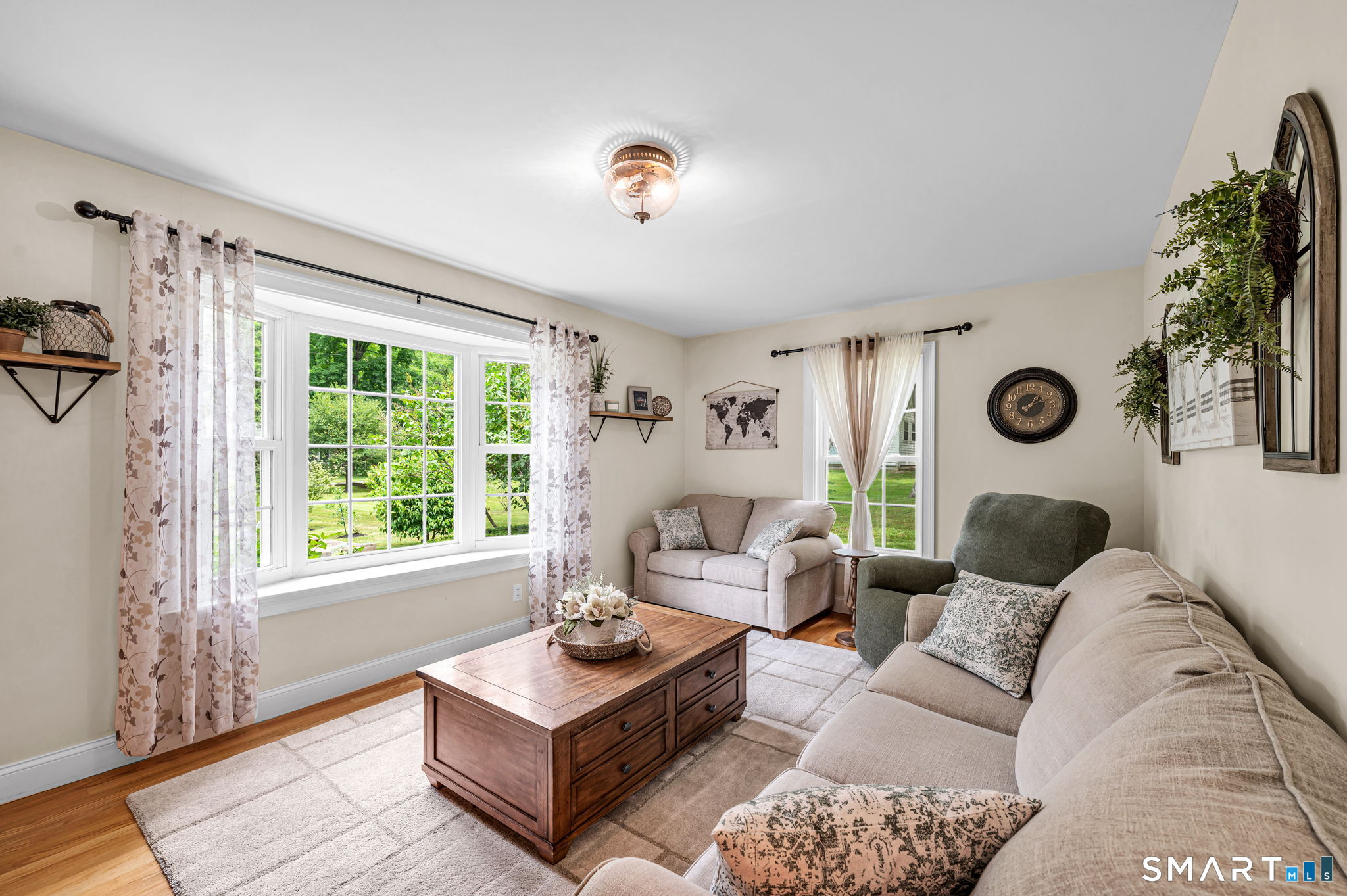 73 School Street Avon CT 06001