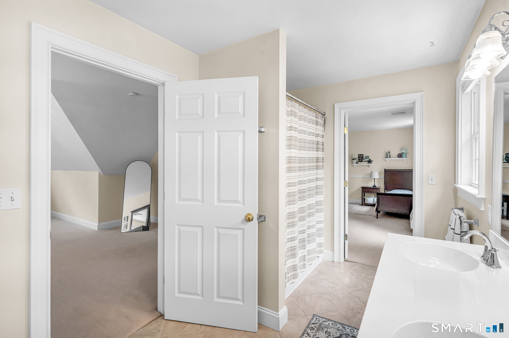 73 School Street Avon CT 06001