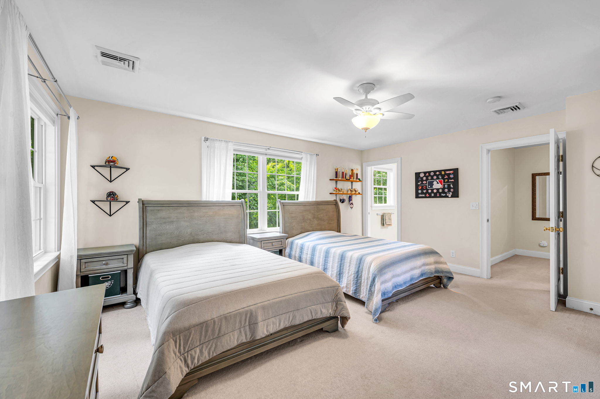 73 School Street Avon CT 06001